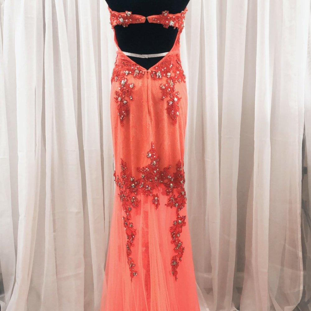 PARTY TIME DRESS - Picture 2 of 4